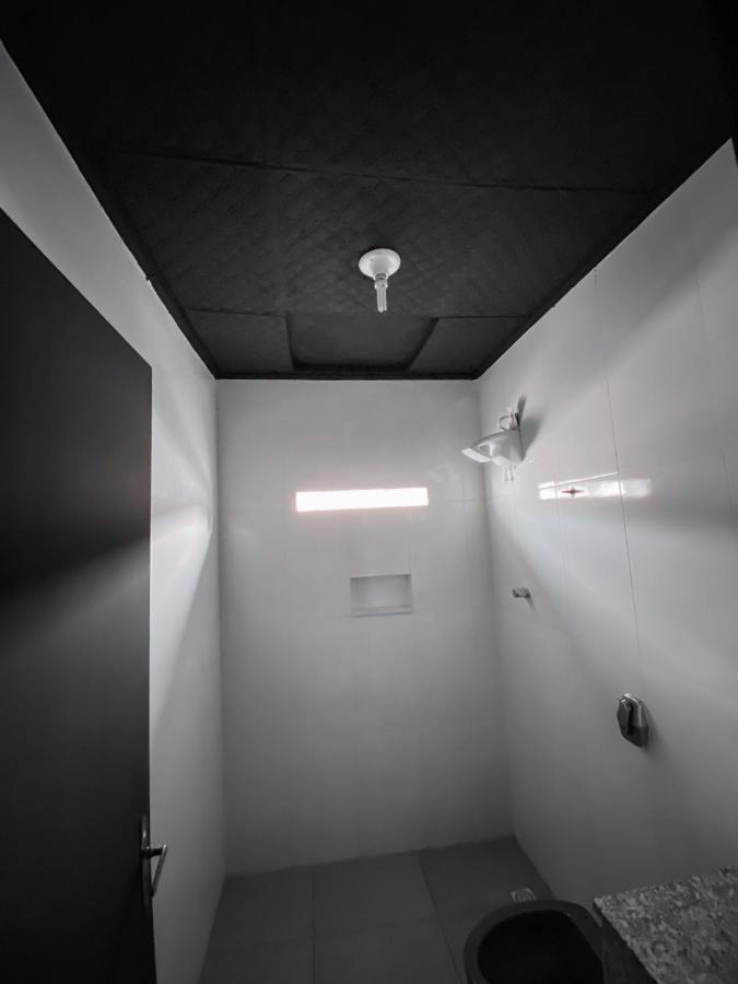 Light Motel Гуарульос Екстериор снимка