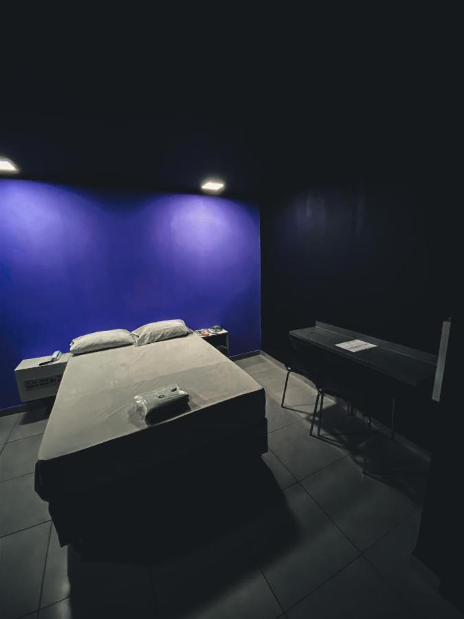 Light Motel Гуарульос Екстериор снимка