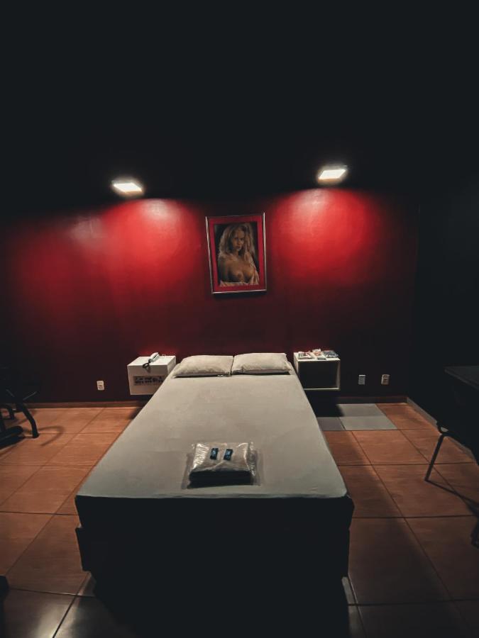 Light Motel Гуарульос Екстериор снимка