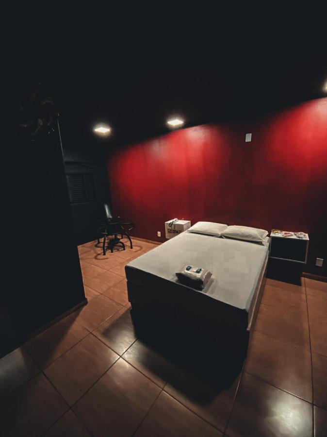Light Motel Гуарульос Екстериор снимка